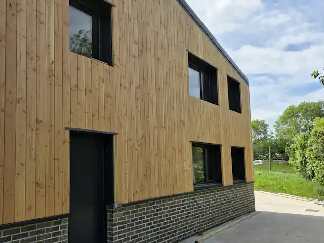 Larch Shadow Gap Cladding